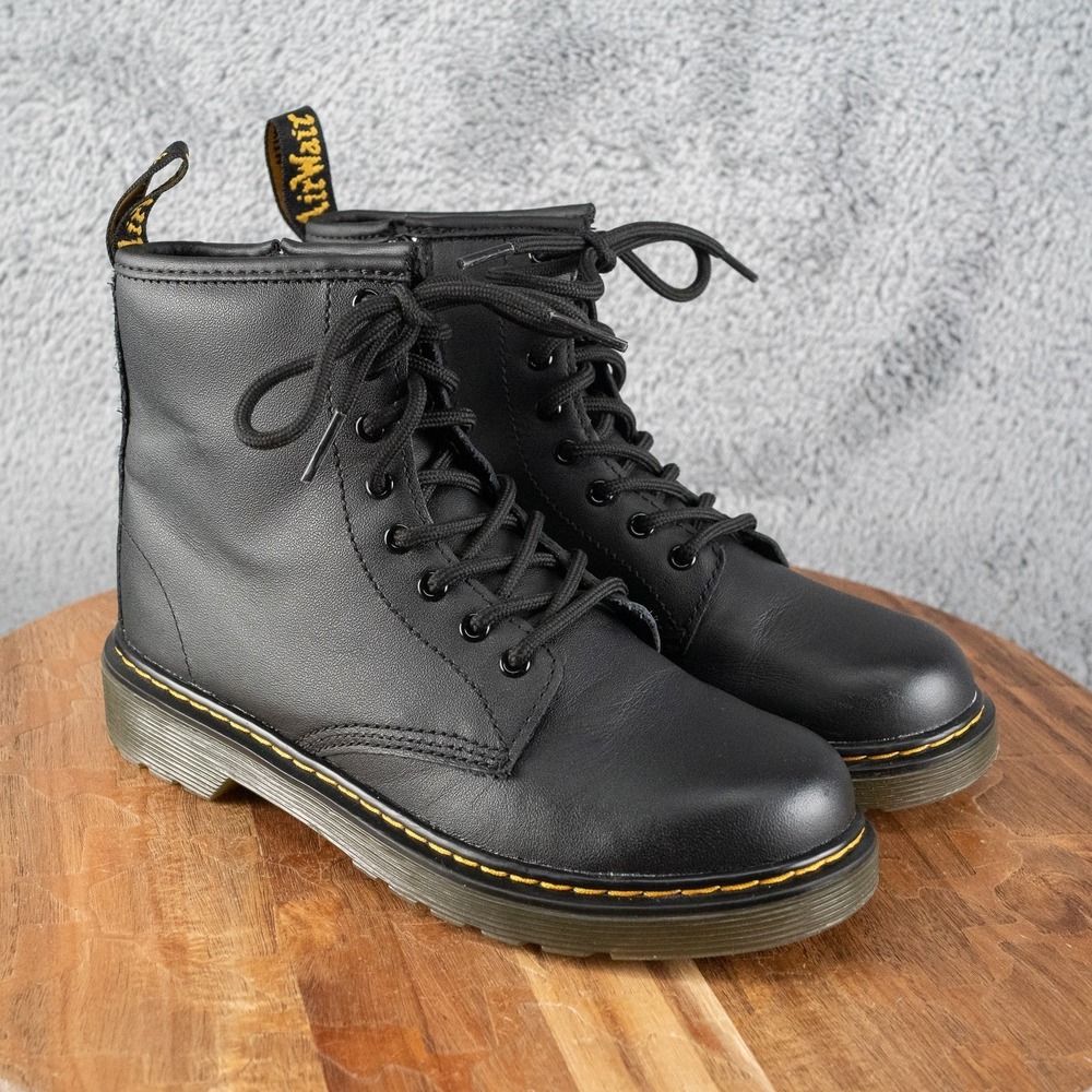 Dr. Martens Juniors 1460 Lace Up Black Leather Boots Size 3